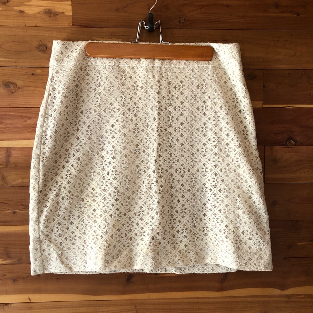 Loft lace skirt. Size 6.
